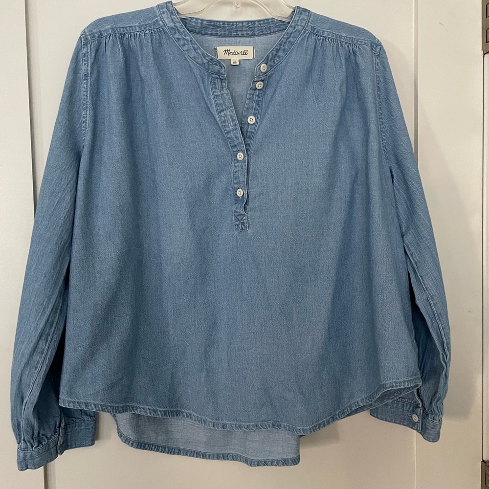 Madewell Women’s Blue Denim Blouse size XL 100% cotton comfy. Pristine condition